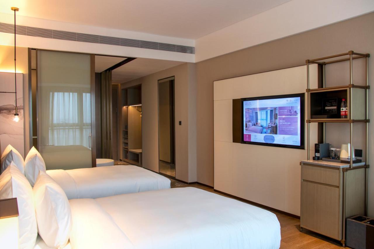 Guangzhou Pazhou Ln Dongfang Hotel Екстер'єр фото