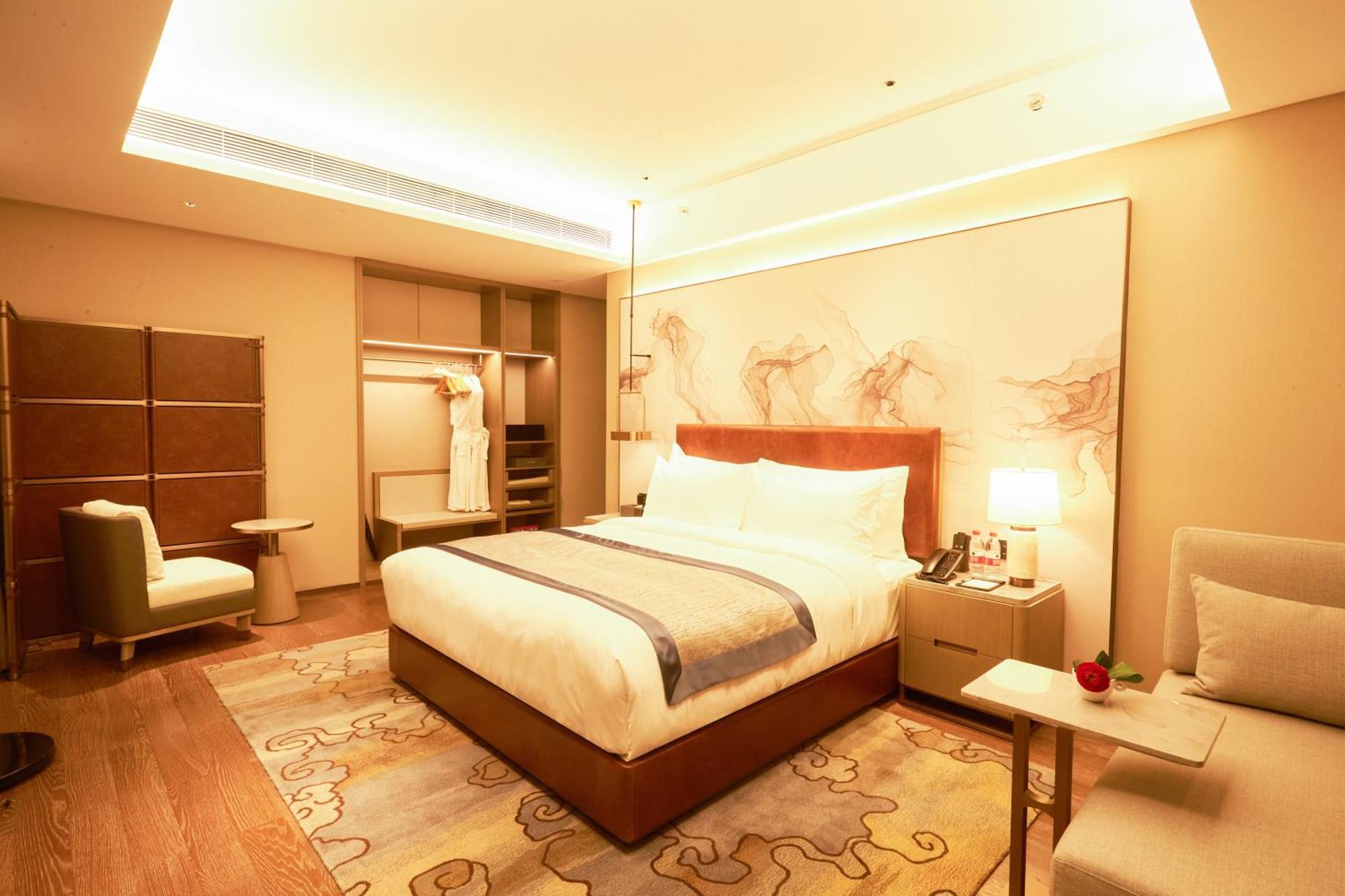 Guangzhou Pazhou Ln Dongfang Hotel Екстер'єр фото
