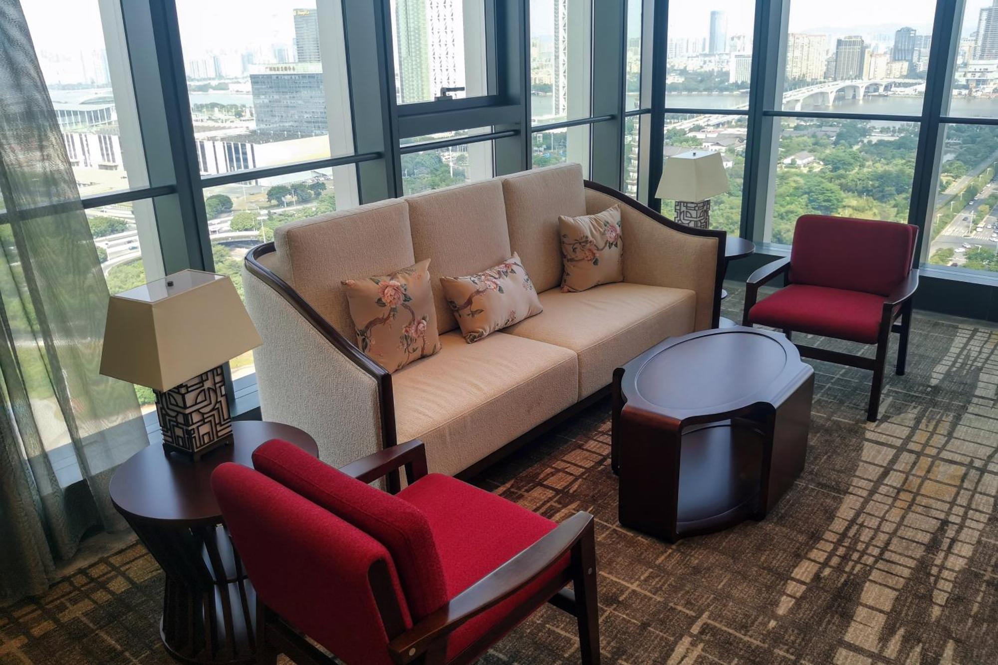 Guangzhou Pazhou Ln Dongfang Hotel Екстер'єр фото