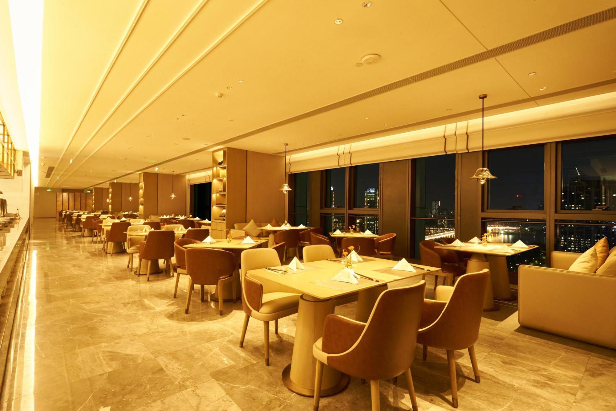 Guangzhou Pazhou Ln Dongfang Hotel Екстер'єр фото