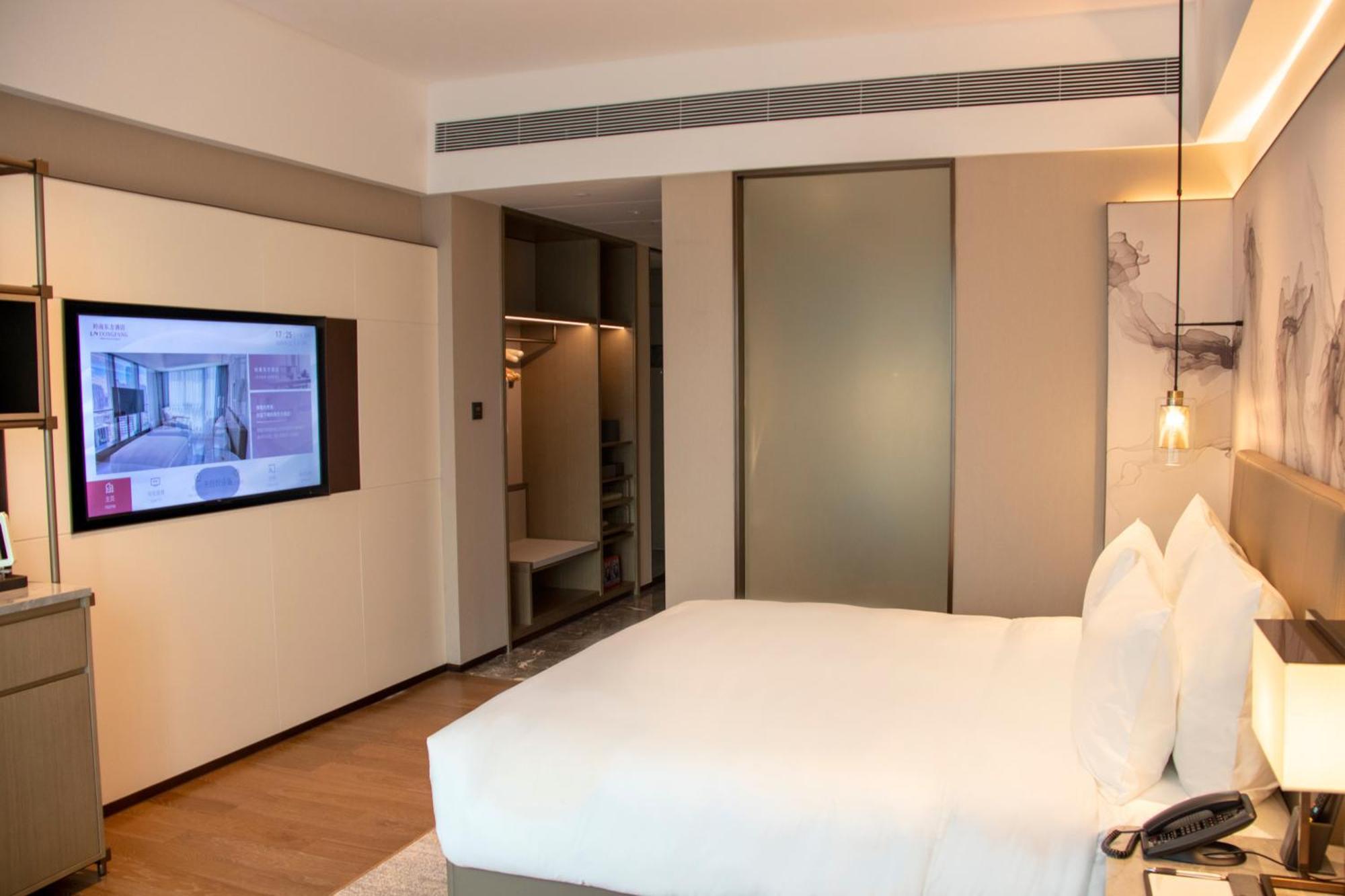 Guangzhou Pazhou Ln Dongfang Hotel Екстер'єр фото