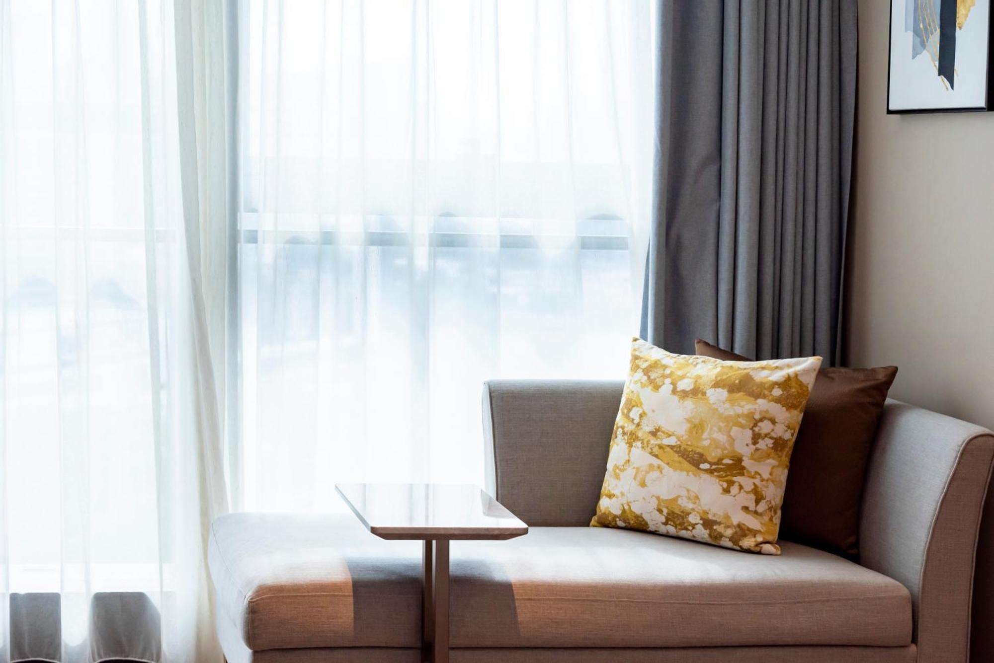 Guangzhou Pazhou Ln Dongfang Hotel Екстер'єр фото